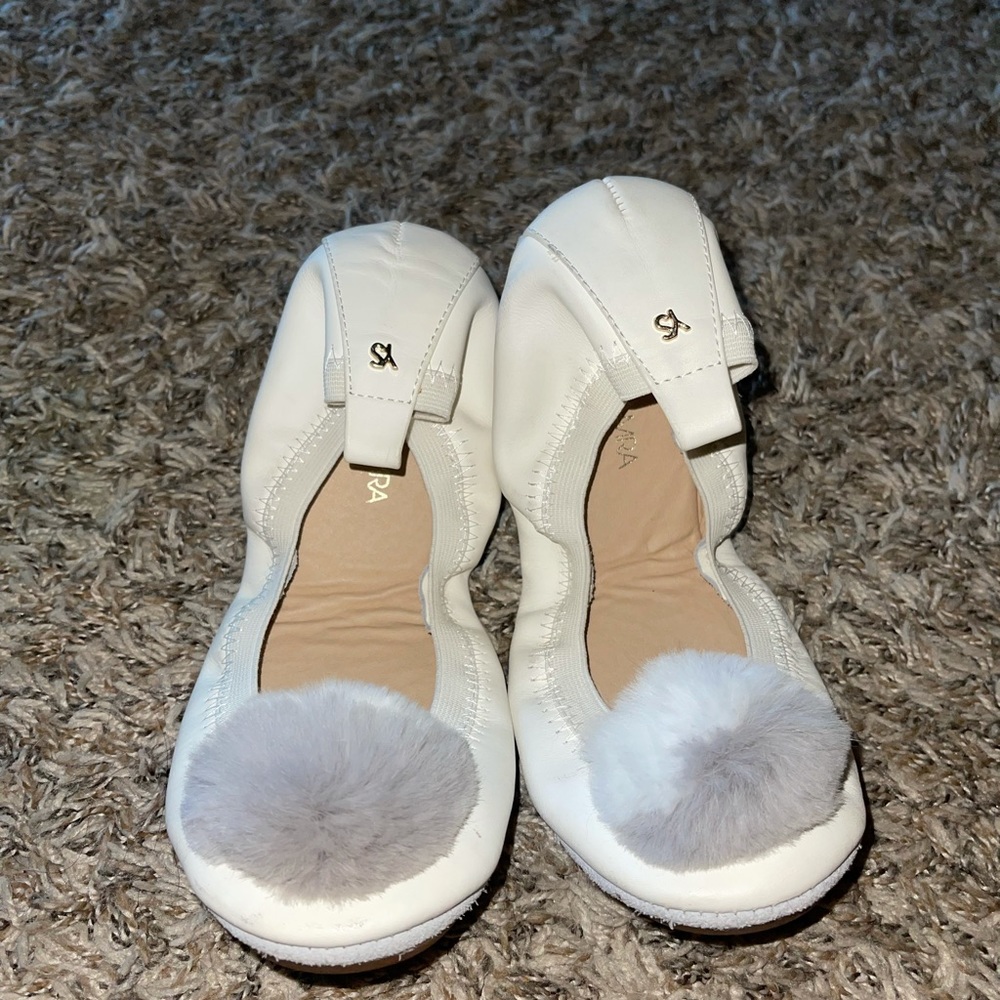 Women’s flats